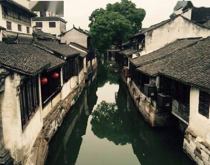 幸福的一家五口。。